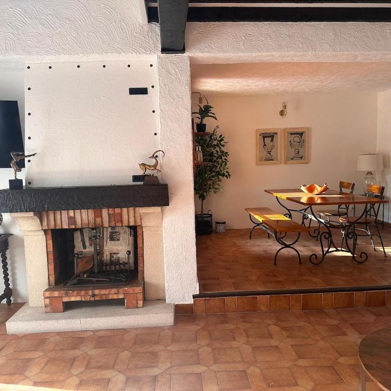 Villa, avec piscine, Proche mer, gare et commerce - Villa 3 Chambres - 65
