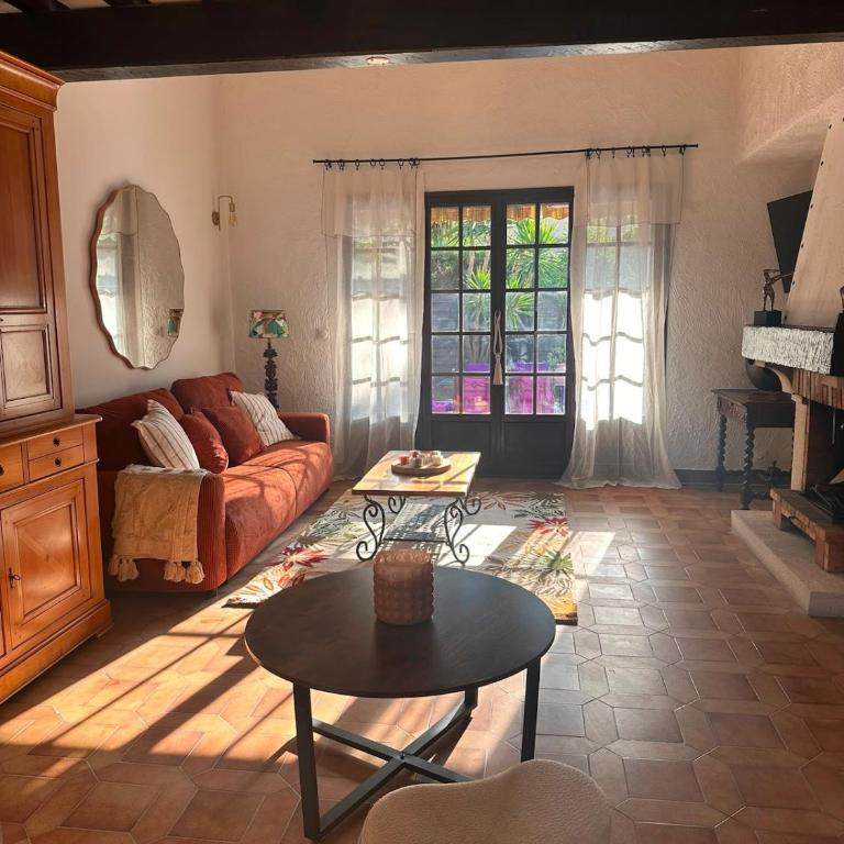 Villa, avec piscine, Proche mer, gare et commerce - Villa 3 Chambres - 9