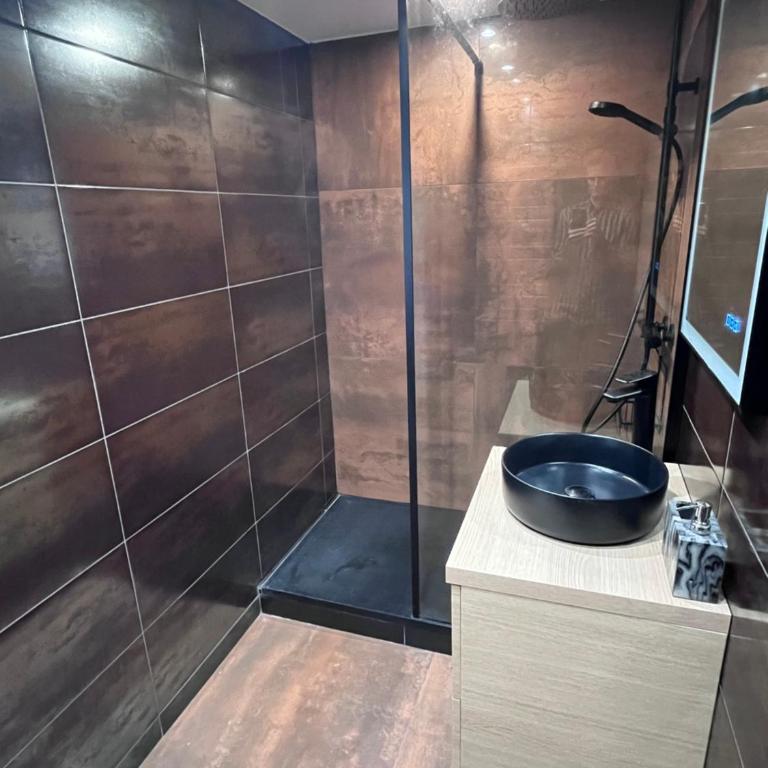Appart T3 dans villa Carqueiranne La Californie - Appartement 2 Chambres - 17