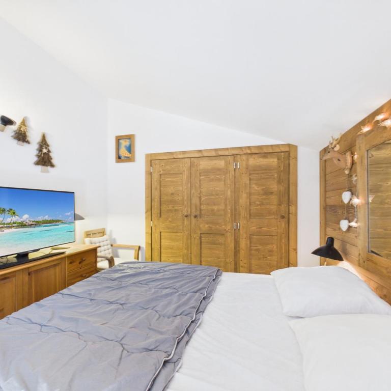 Appartement Haut Standing au Cœur des Gets - Proche Commerces, Garage et Spa - FR-1-623-270 - Appartement - 12