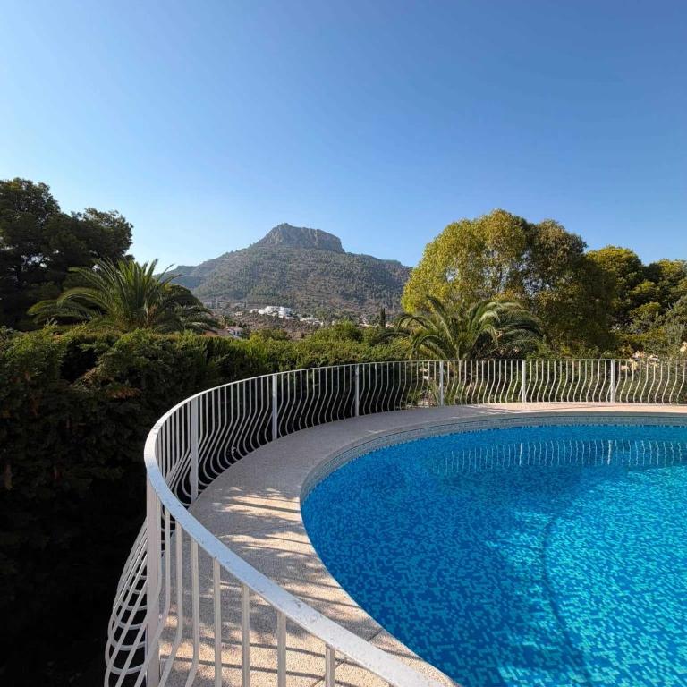 Renovated Holiday Home with Private Pool & Outdoor - Ferienhaus - 5