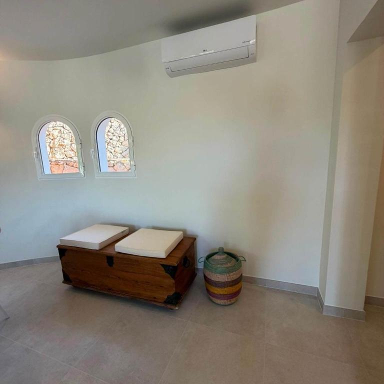 Renovated Holiday Home with Private Pool & Outdoor - Ferienhaus - 8