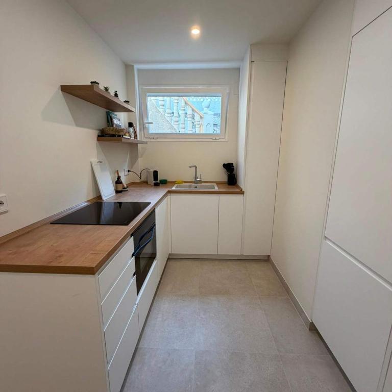 Renovated Holiday Home with Private Pool & Outdoor - Ferienhaus - 17