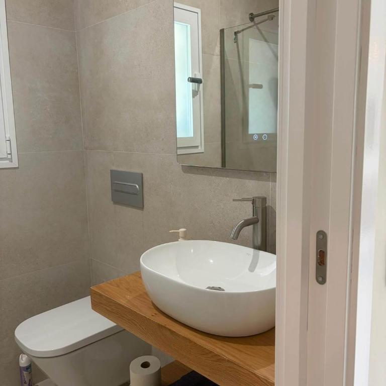 Renovated Holiday Home with Private Pool & Outdoor - Ferienhaus - 22