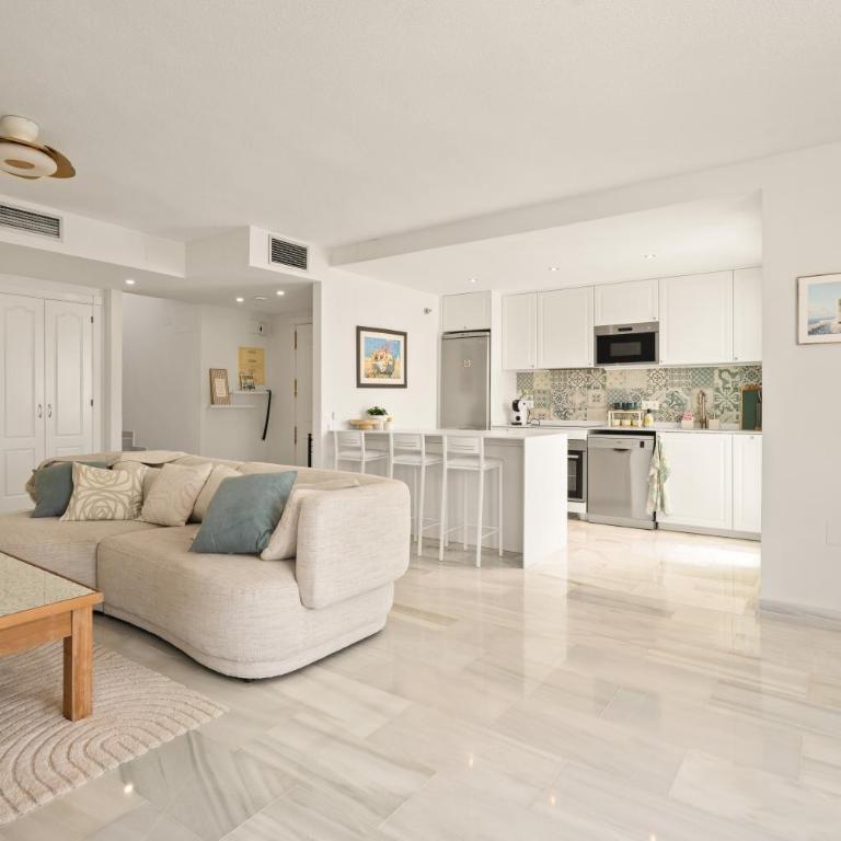 Los Naranjos 2BR Rooftop Terrace & Mountain View - Apartment - 8