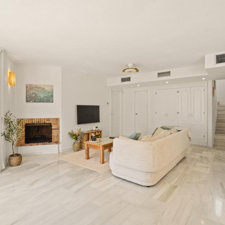 Los Naranjos 2BR Rooftop Terrace & Mountain View - Apartment - 9