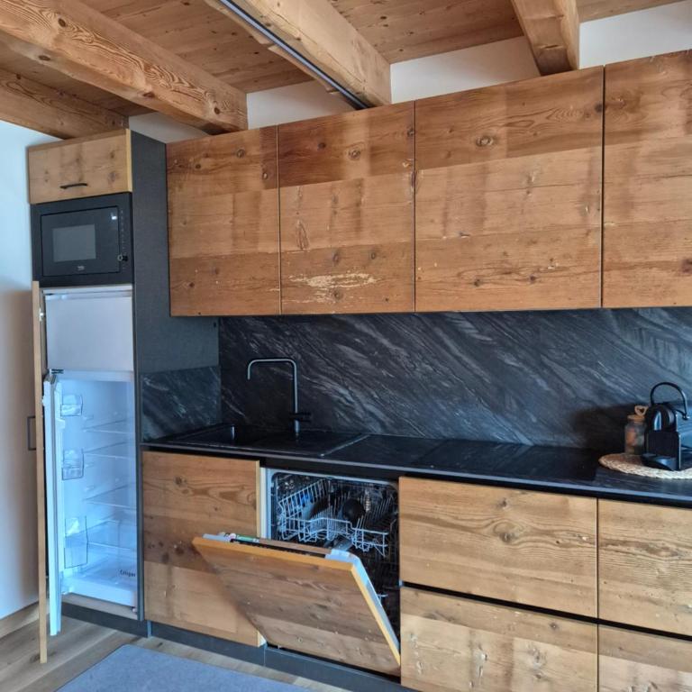 Agriturismo Belotti - Appartamento con 2 Camere da Letto e con Vista Montagna - 1