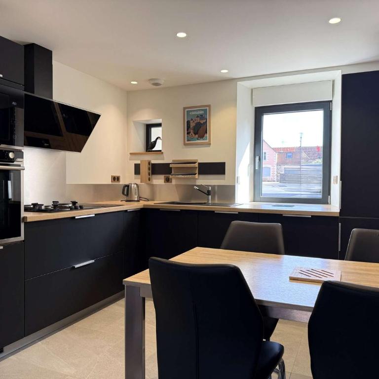 Maison avec WIFI à 90m de la plage à Ploumanac'h PERROS-GUIREC - Réf 321 - Two-Bedroom House - 4