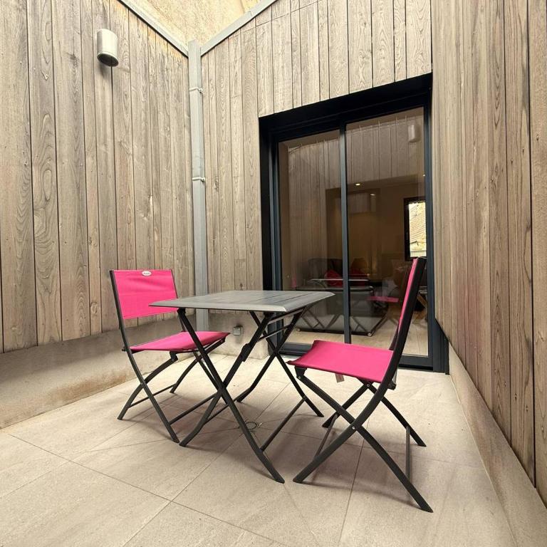 Maison avec WIFI à 90m de la plage à Ploumanac'h PERROS-GUIREC - Réf 321 - Two-Bedroom House - 22