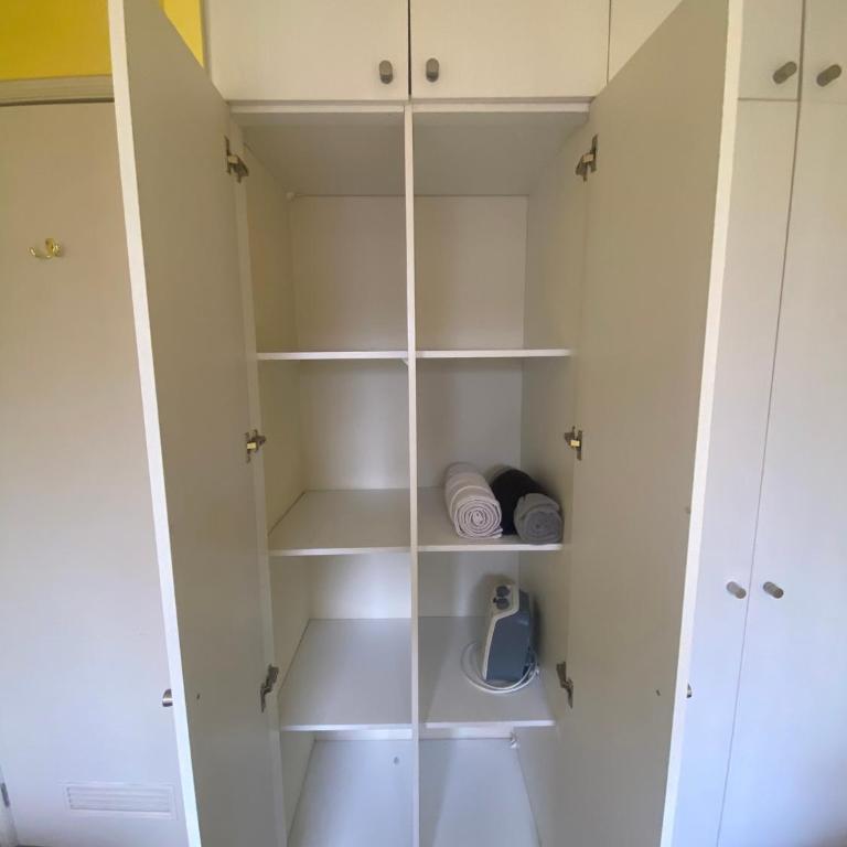 Comoda Habitación doble con baño compartido y estacionamiento gratis - Habitación Doble Estándar con baño compartido - 24