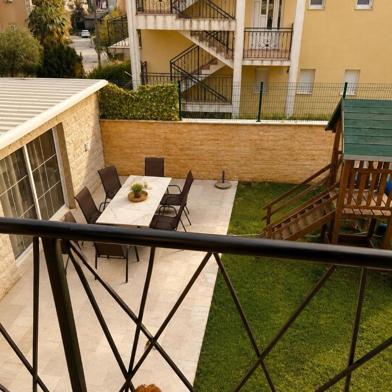 Apart-pool Tivat - Apartman sa 2 Spavaće Sobe - 8