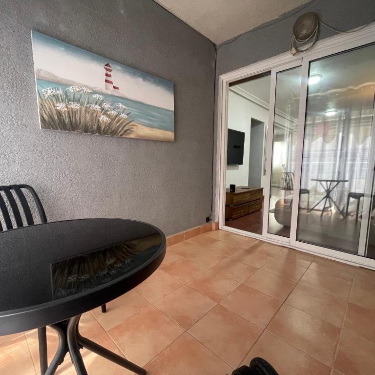 Torrevieja Beachside 3-Bedroom Apartment - Apartamento de 3 dormitorios con vistas al mar - 7