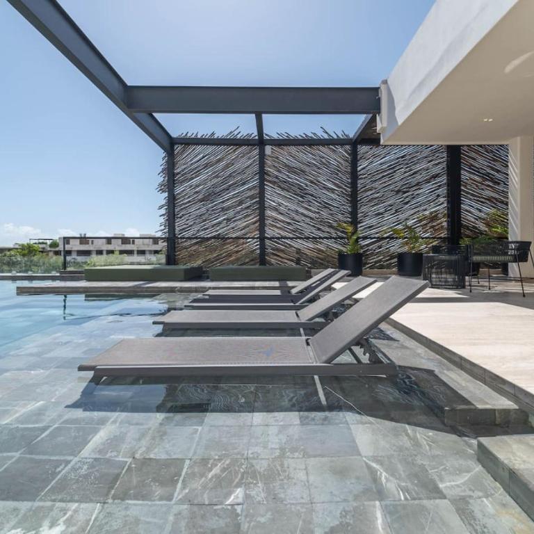 Lux 1BR with Rooftop Pool, Spa, Gym, Kids Playroom - Apartamento - 10