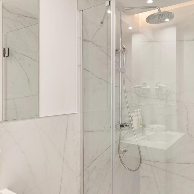 B&B HOTEL Madrid San Fermin - Zweibettzimmer - 4