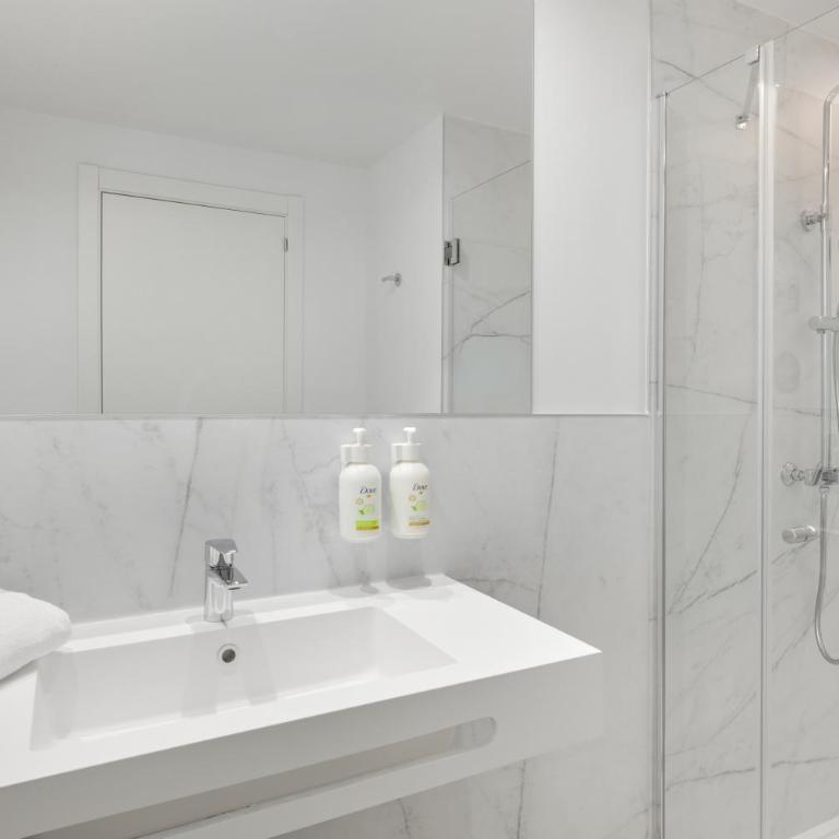 B&B HOTEL Madrid San Fermin - Deluxe Doppelzimmer - 4
