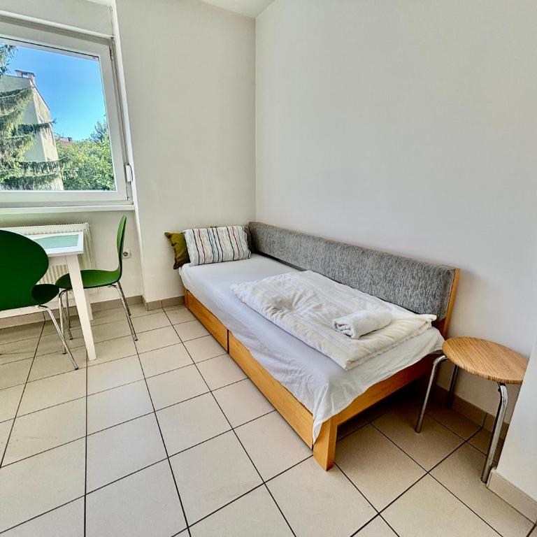Apartment in Center - Great Location! - One-Bedroom Family Apartment - 14