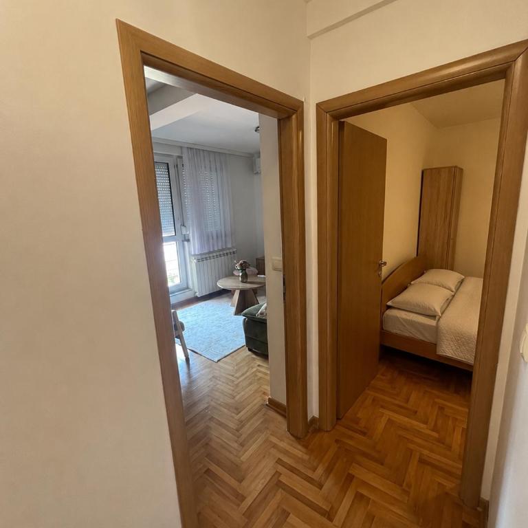 Stan na dan - One-Bedroom Apartment - 6