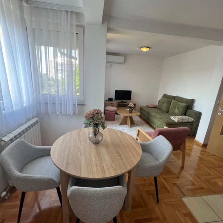 Stan na dan - One-Bedroom Apartment - 3