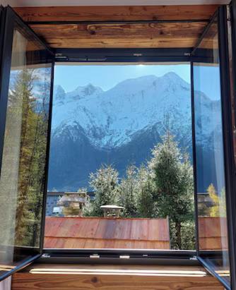 CHALET CHALEUREUX Vallée DE CHAMONIX 4CH 4SDB SAUNA - Chalet - 16