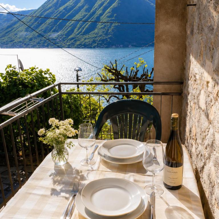 The Happiness of the Lake - Appartamento Superior con 1 Camera da Letto e Balcone - 2