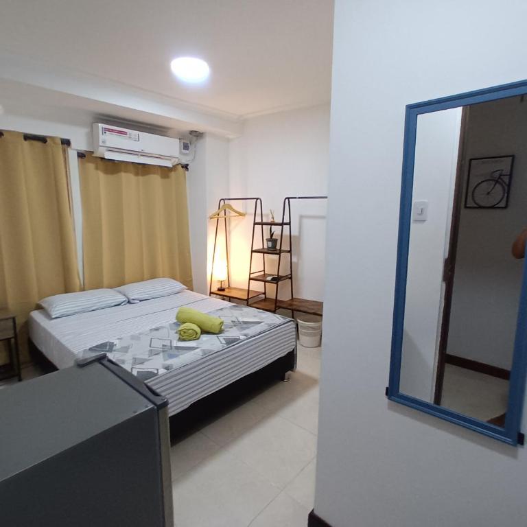 Confortable y Central Habitación a 1 cuadra de la playa y malecón - One-Bedroom Apartment - 2