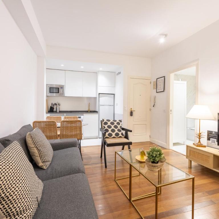 Apartment in La Latina ideal for Work or Study - Familienzimmer - 8