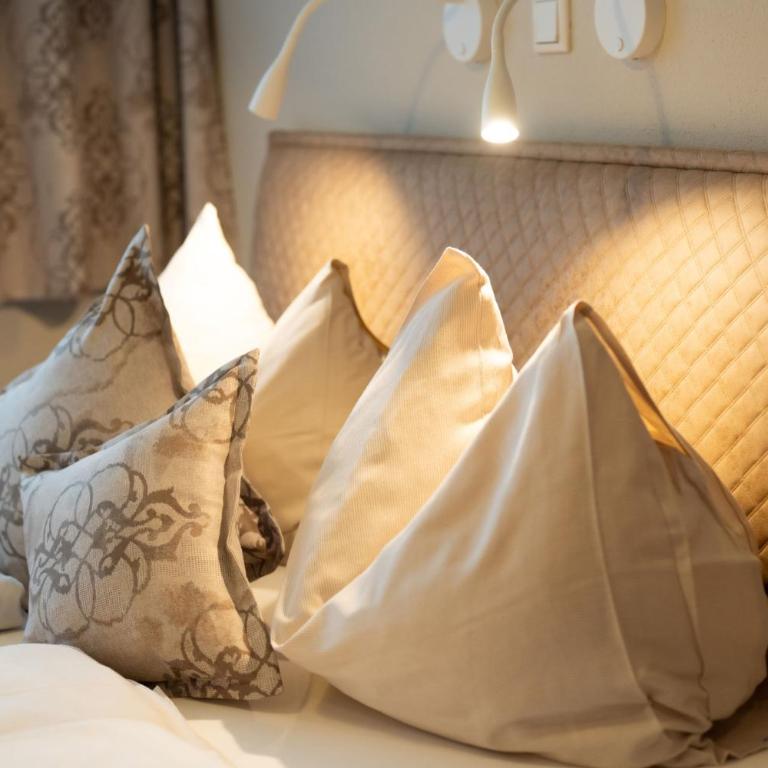 Landhotel Berger - Apartment mit 2 Schlafzimmern und Bergblick - 1