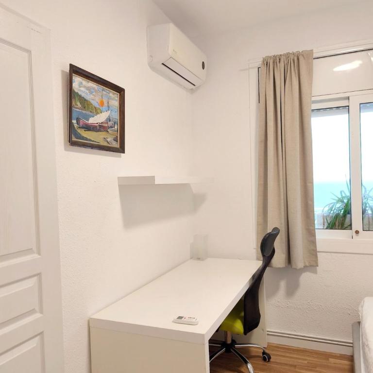 Villa near the beach with fantastic sea views with swimming pool - Villa - 21