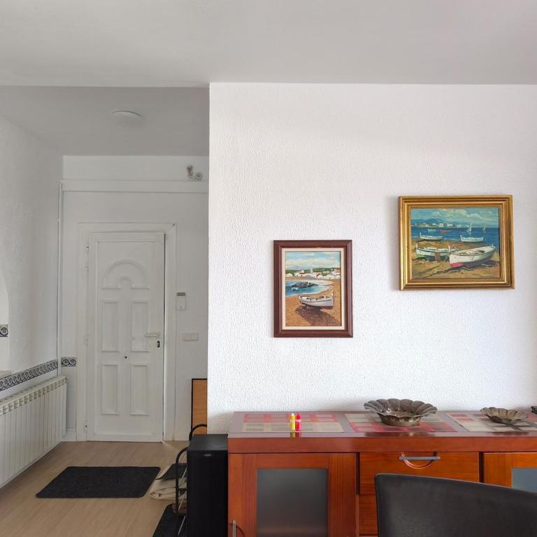 Villa near the beach with fantastic sea views with swimming pool - Villa - 29