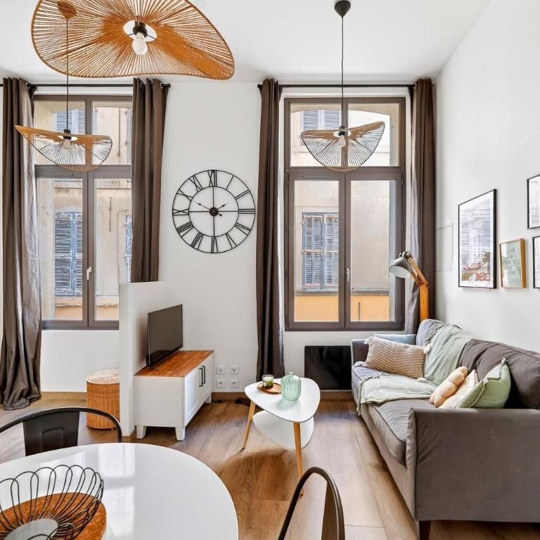 Charming 2-bedroom apartment in the heart of Aix - Place Richelme - Apartamento de 2 dormitorios con vistas a la ciudad - 2