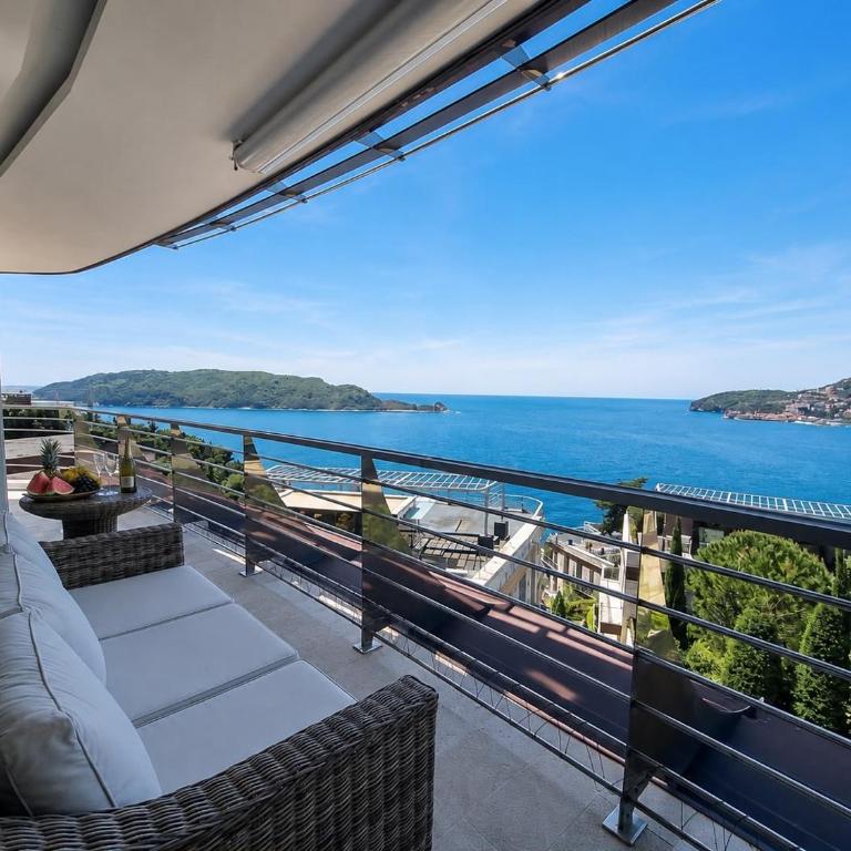Dukley Gardens Exclusive Villas & Apartments - Budva - Deluks Vila - 7