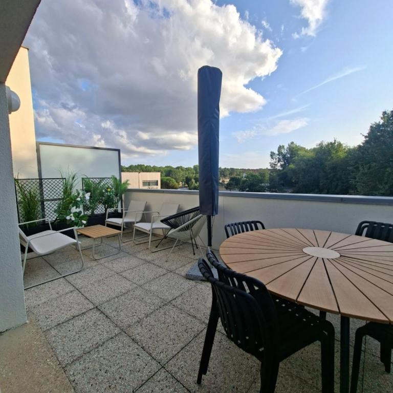 Grand appartement 3 chambres avec terrasse - Apartment mit 3 Schlafzimmern - 6