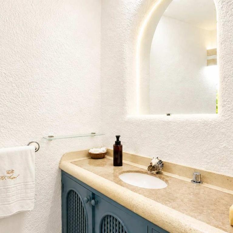 7BR Villa with Private Pool & Spectacular Views - Villa - 30