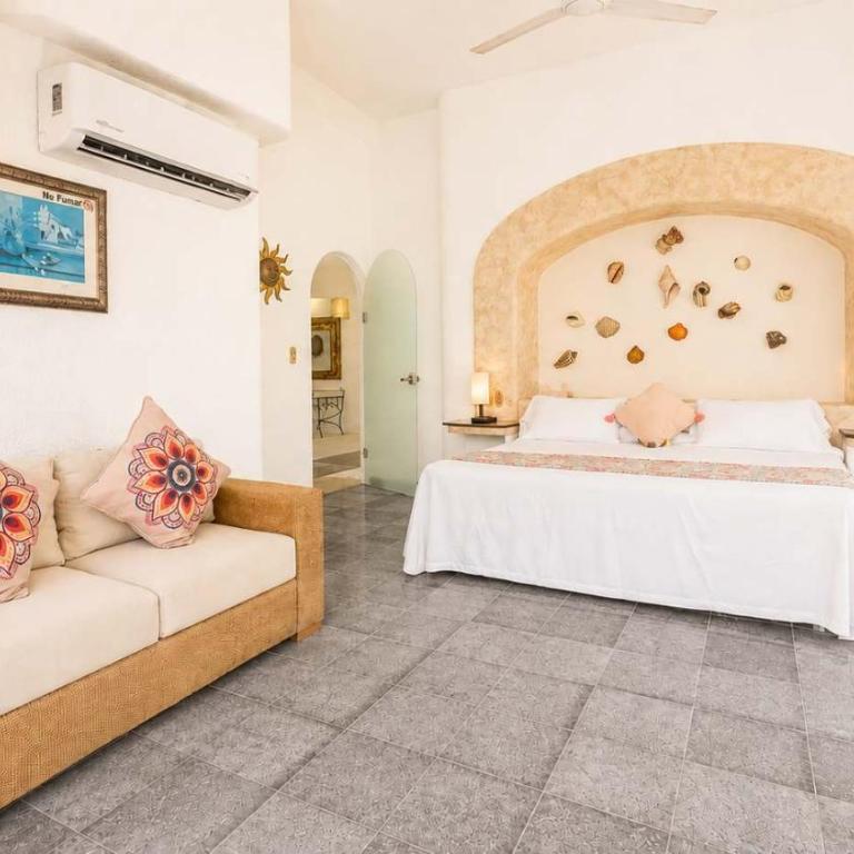 7BR Villa with Private Pool & Spectacular Views - Villa - 39
