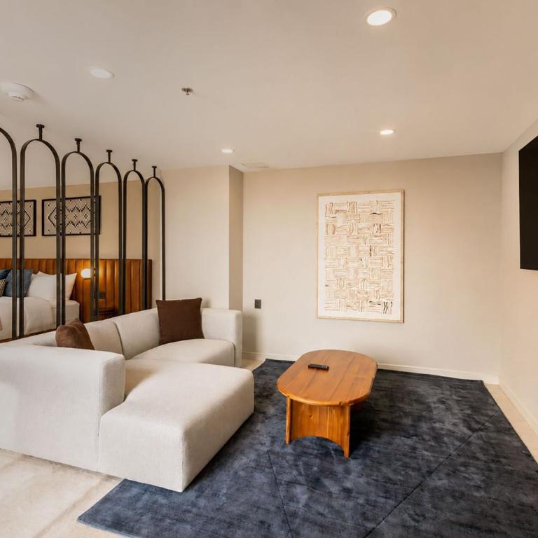 Hotel Indigo Tijuana Downtown by IHG - Habitación Premium con cama extragrande - 3