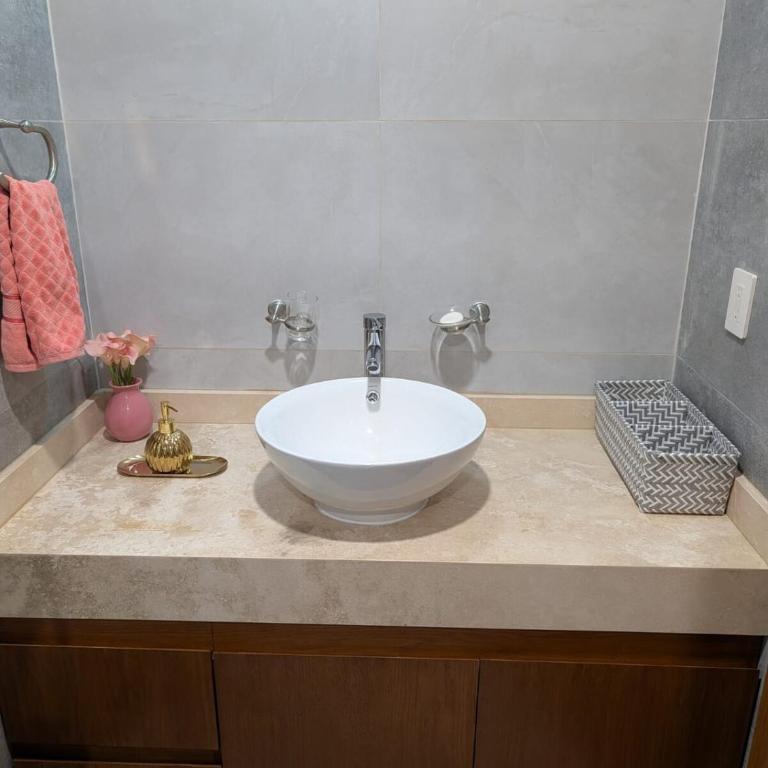 Beautiful apartment two blocks from the beach - Apartamento de 3 dormitorios - 15