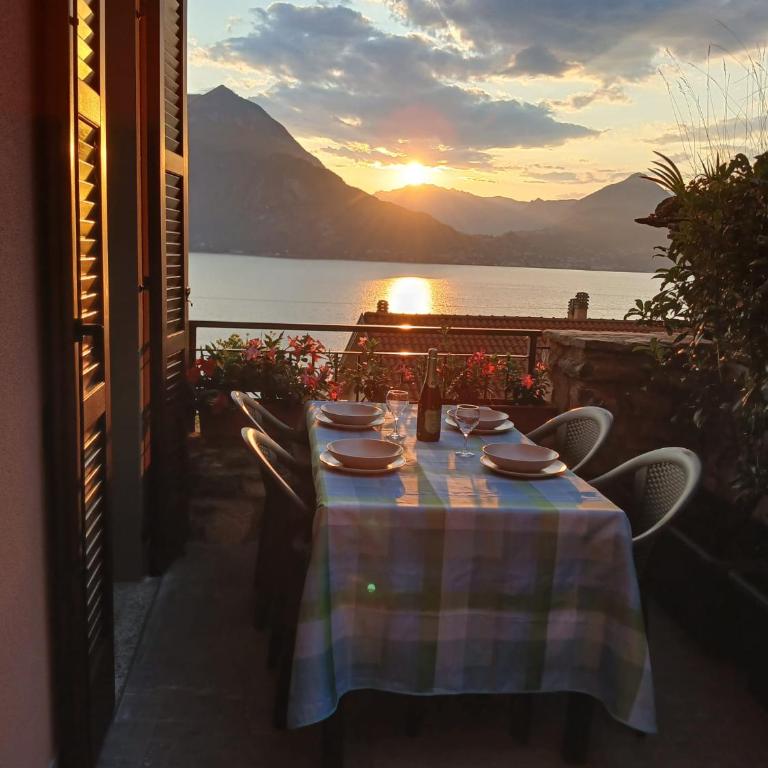 Rosa House Varenna - Casa con 2 Camere da Letto - 1
