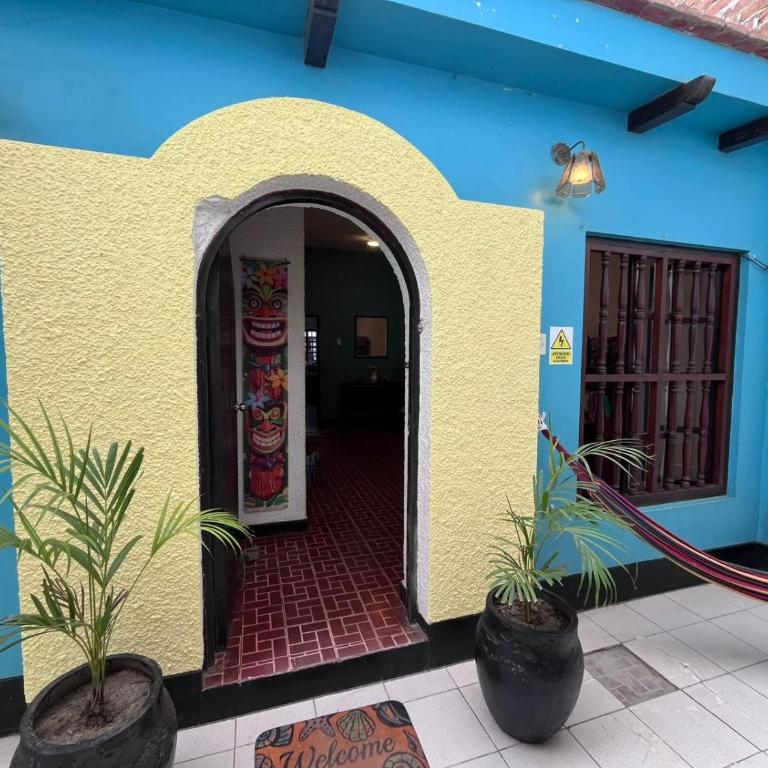 Wayra Hostel Huanchaco - Bunk Bed in Mixed Dormitory Room - 4