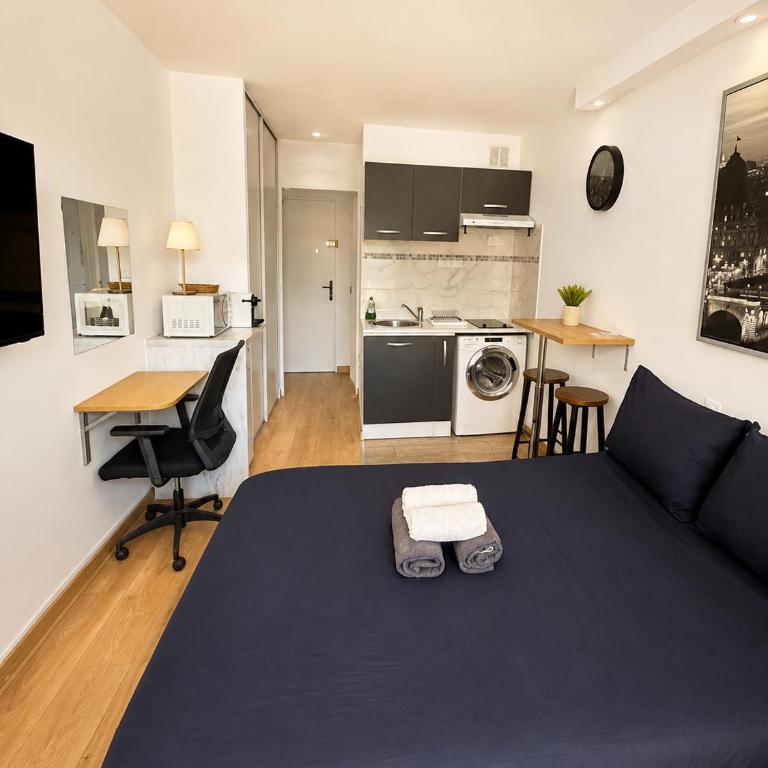 Exclusive Private Apartment by Warilco - Pleyel 25 m2 - À 1 minute de la station métro Carrefour Pleyel - One-Bedroom Apartment - 4
