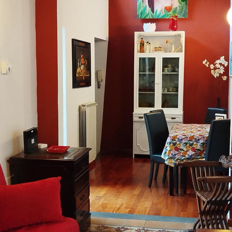 Casa Quaratesi - Two-Bedroom Apartment with Terrace - 41