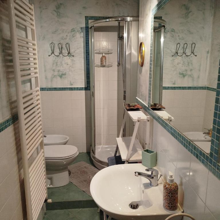 Casa Quaratesi - Two-Bedroom Apartment with Terrace - 35