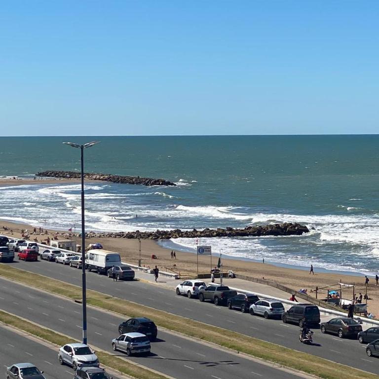 FRENTE al MAR - Apartamento de 3 dormitorios - 2