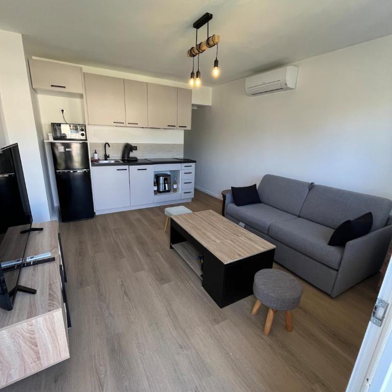 T2 centre-ville, plage à pied, calme, 4 couchages - Appartement 1 Chambre - 5