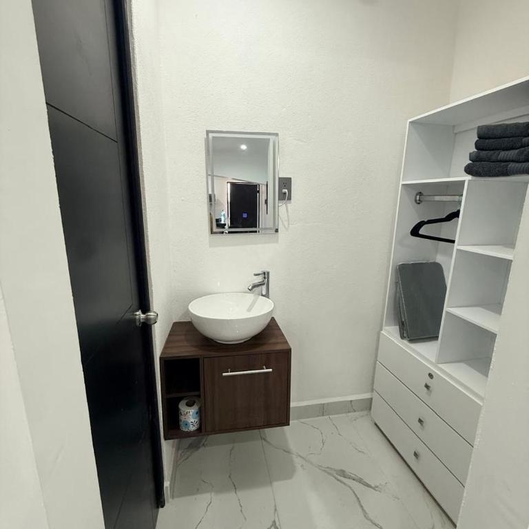 Lujoso y amplio departamento con alberca y jacuzzi - Apartamento de 1 dormitorio - 9