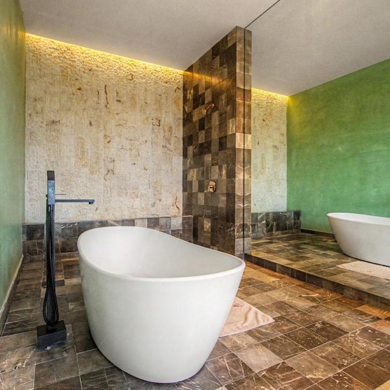 Lux 1BR with Rooftop Pool, Spa, Gym, Kids Playroom - Apartamento - 58