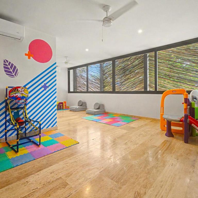 Lux 1BR with Rooftop Pool, Spa, Gym, Kids Playroom - Apartamento - 59