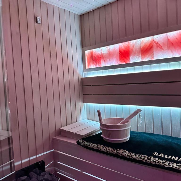 Flex Lux Spa Apartment Belgrade with Jacuzzi Sauna - One-Bedroom Apartment - 9