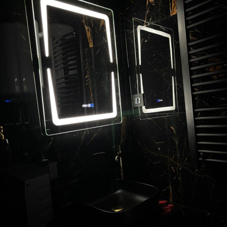 Flex Lux Spa Apartment Belgrade with Jacuzzi Sauna - One-Bedroom Apartment - 45