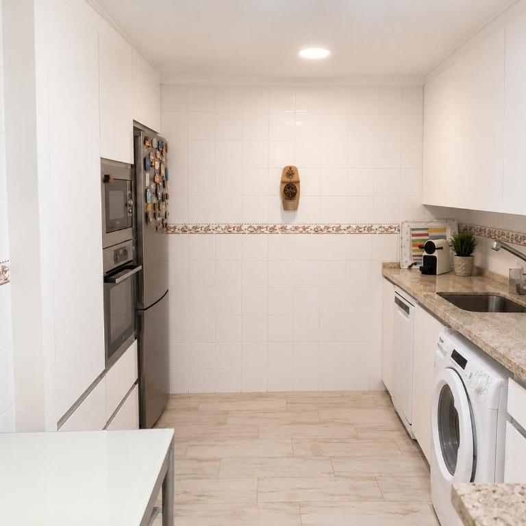 Front Sea View Las Nasas 9 - Two-Bedroom Apartment - 17