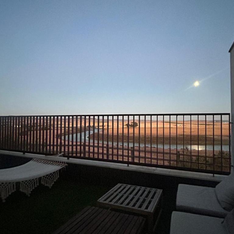 Chalet con terraza y vistas al mar - Casa de 3 dormitorios - 3